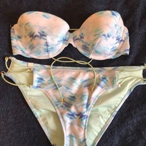 Victoria’s Secret Bikini